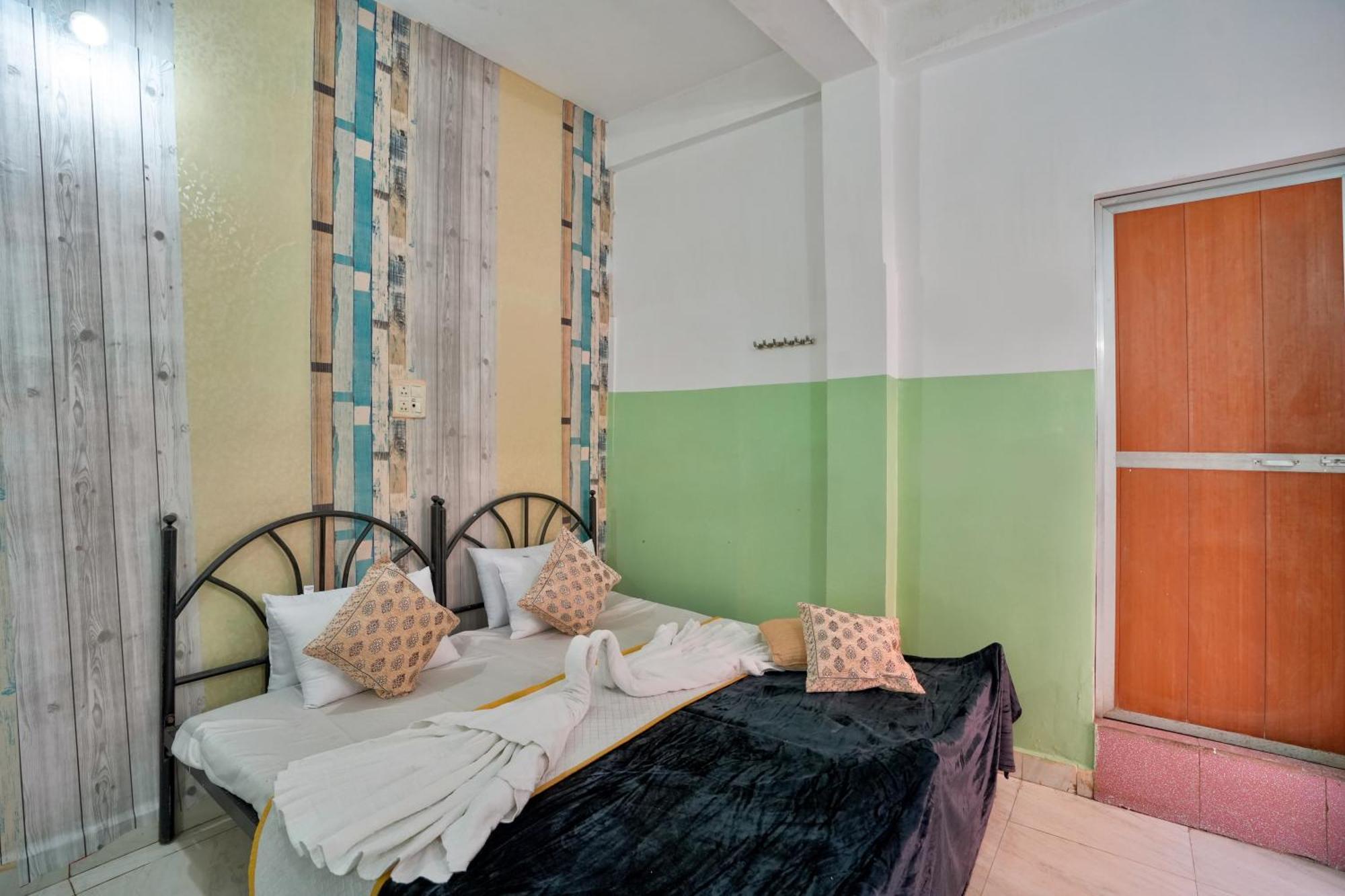 Little Beach Home Stay At Calangute Exterior photo